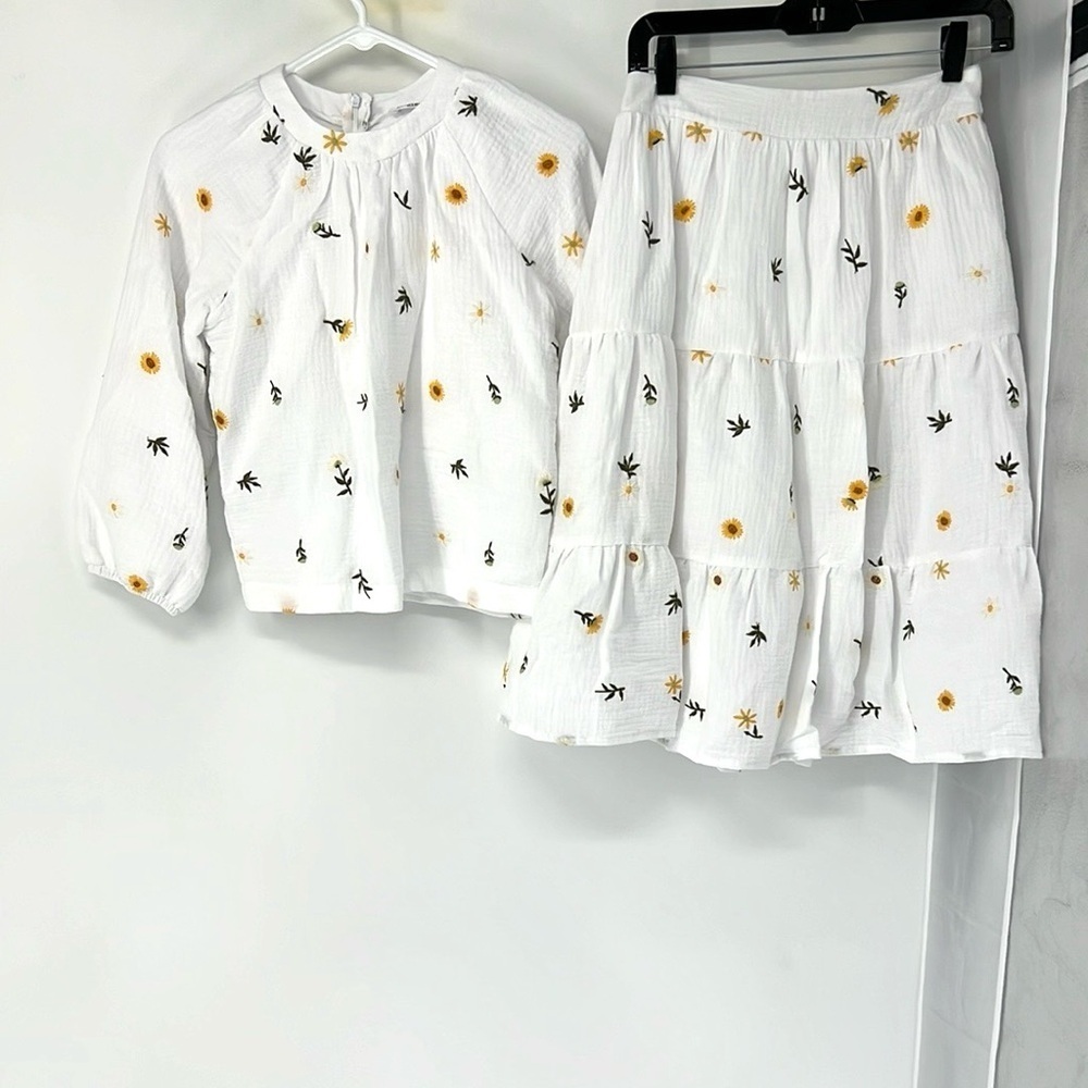 Imagine NWT girls size 12 lined skirt top set
